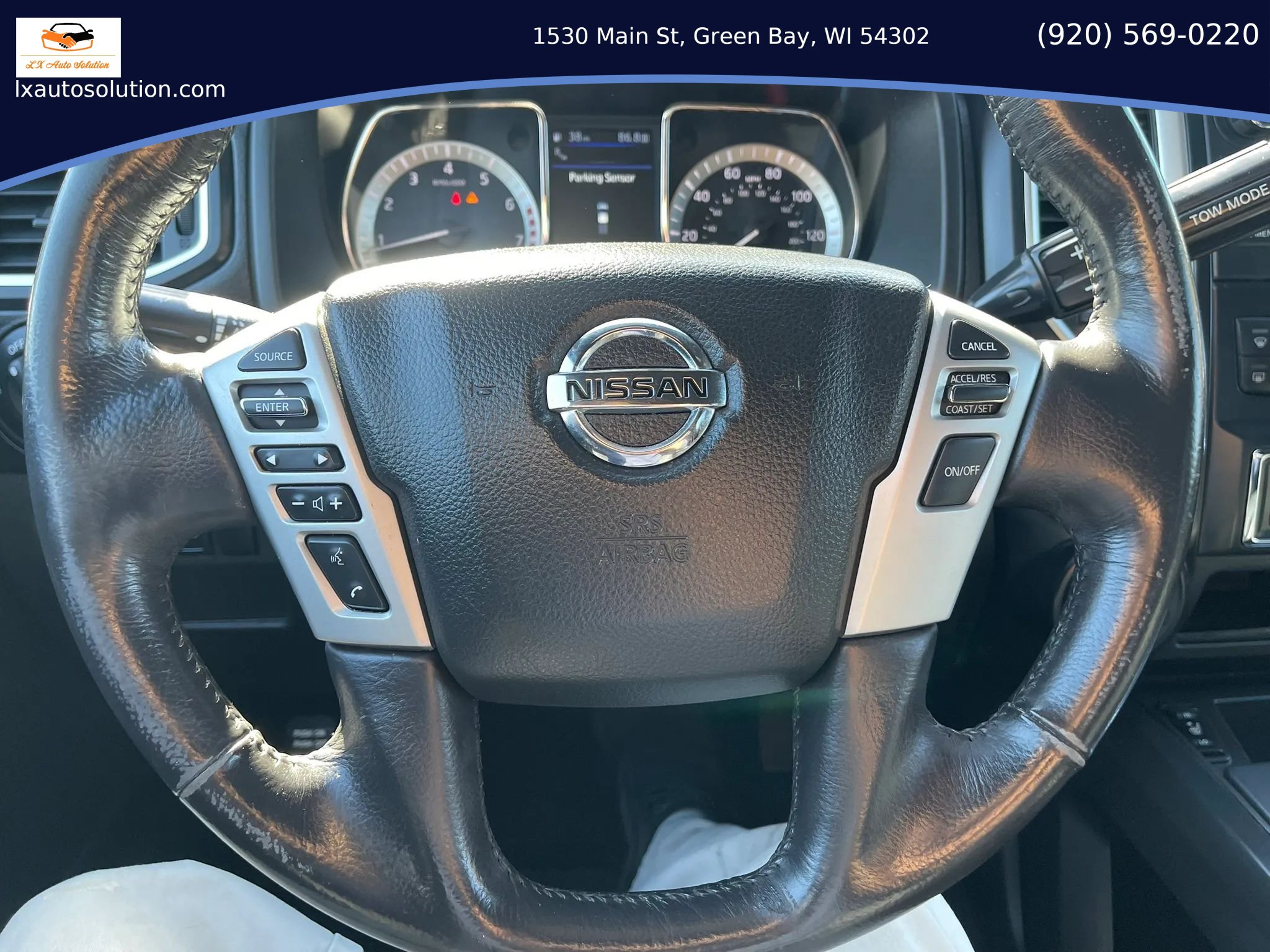 Used 2019 Nissan Titan SV w/ SV Convenience Package AWD/4WD image 15