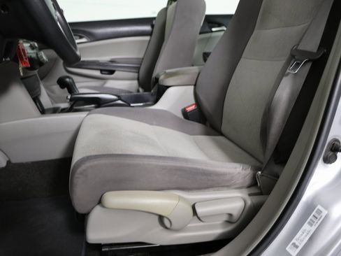 Used 2009 Honda Accord LX image 10