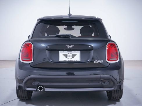 Used 2024 MINI Cooper 2-Door Hardtop FWD image 5