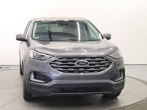 Used 2023 Ford Edge Titanium AWD/4WD image 2