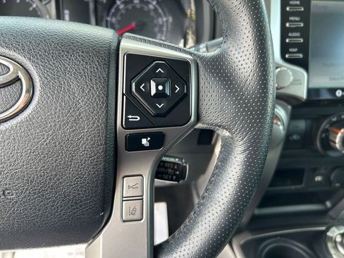Used 2023 Toyota 4Runner SR5 AWD/4WD image 14