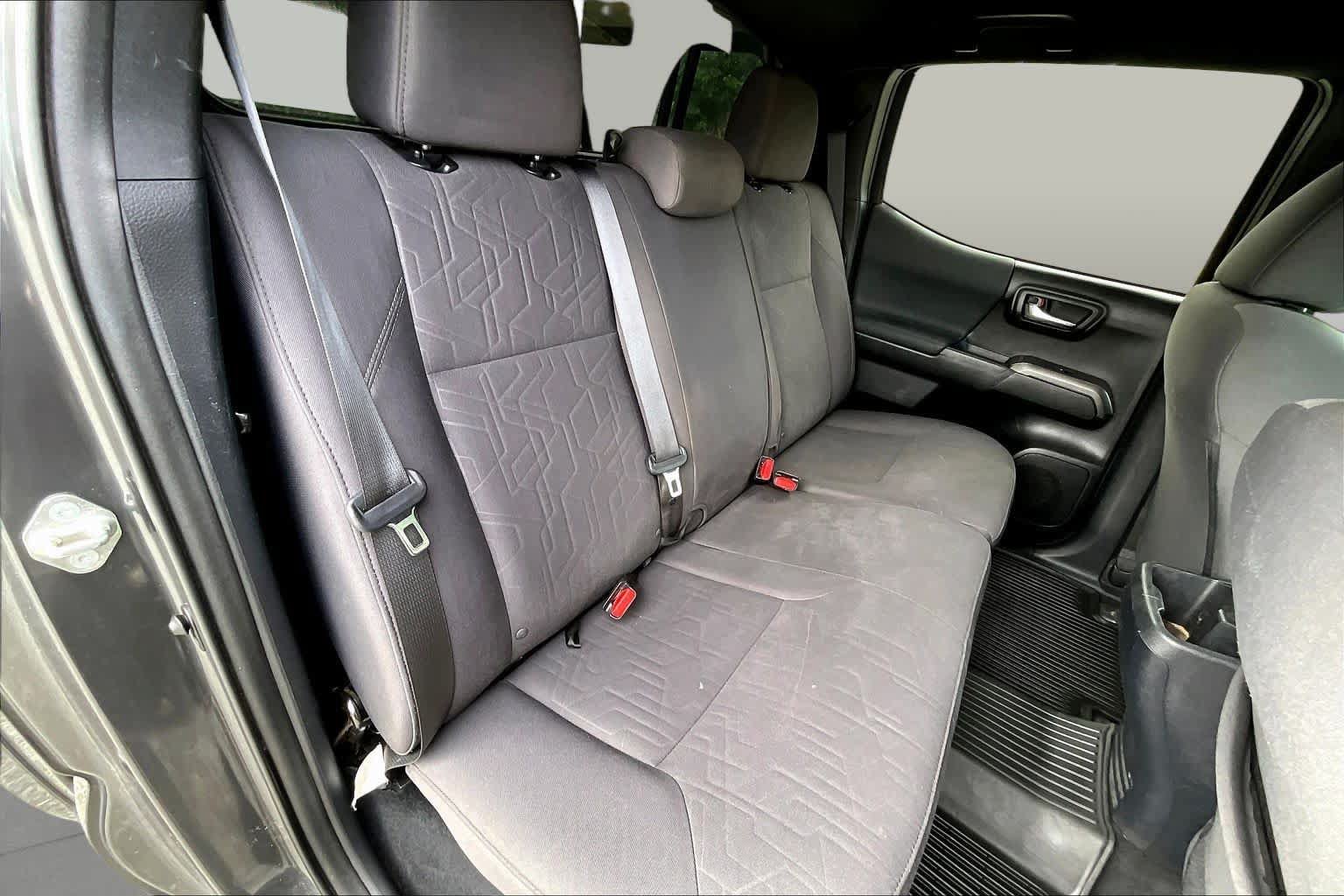 Used 2019 Toyota Tacoma TRD Sport w/ Technology Package AWD/4WD image 20