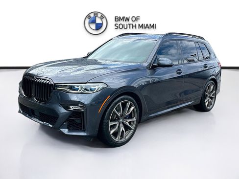 Used 2020 BMW X7 M50i w/ Dynamic Handling Package image 3