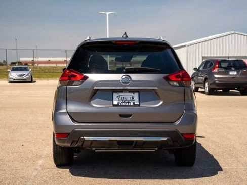 Used 2017 Nissan Rogue SL w/ SL Premium Package AWD/4WD image 6