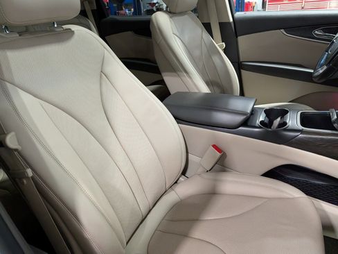 Used 2019 Lincoln Nautilus Reserve image 24