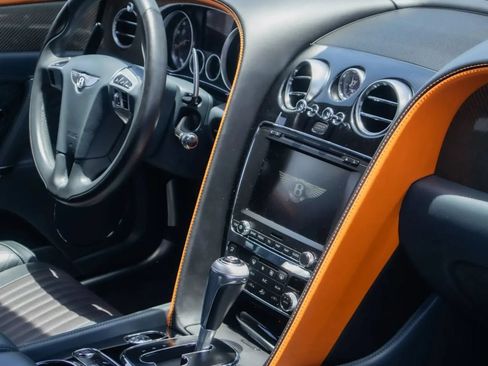 Used 2018 Bentley Flying Spur S V8 AWD/4WD image 14