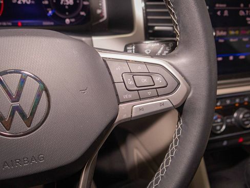 Used 2023 Volkswagen Atlas SE w/ Panoramic Sunroof Package image 22