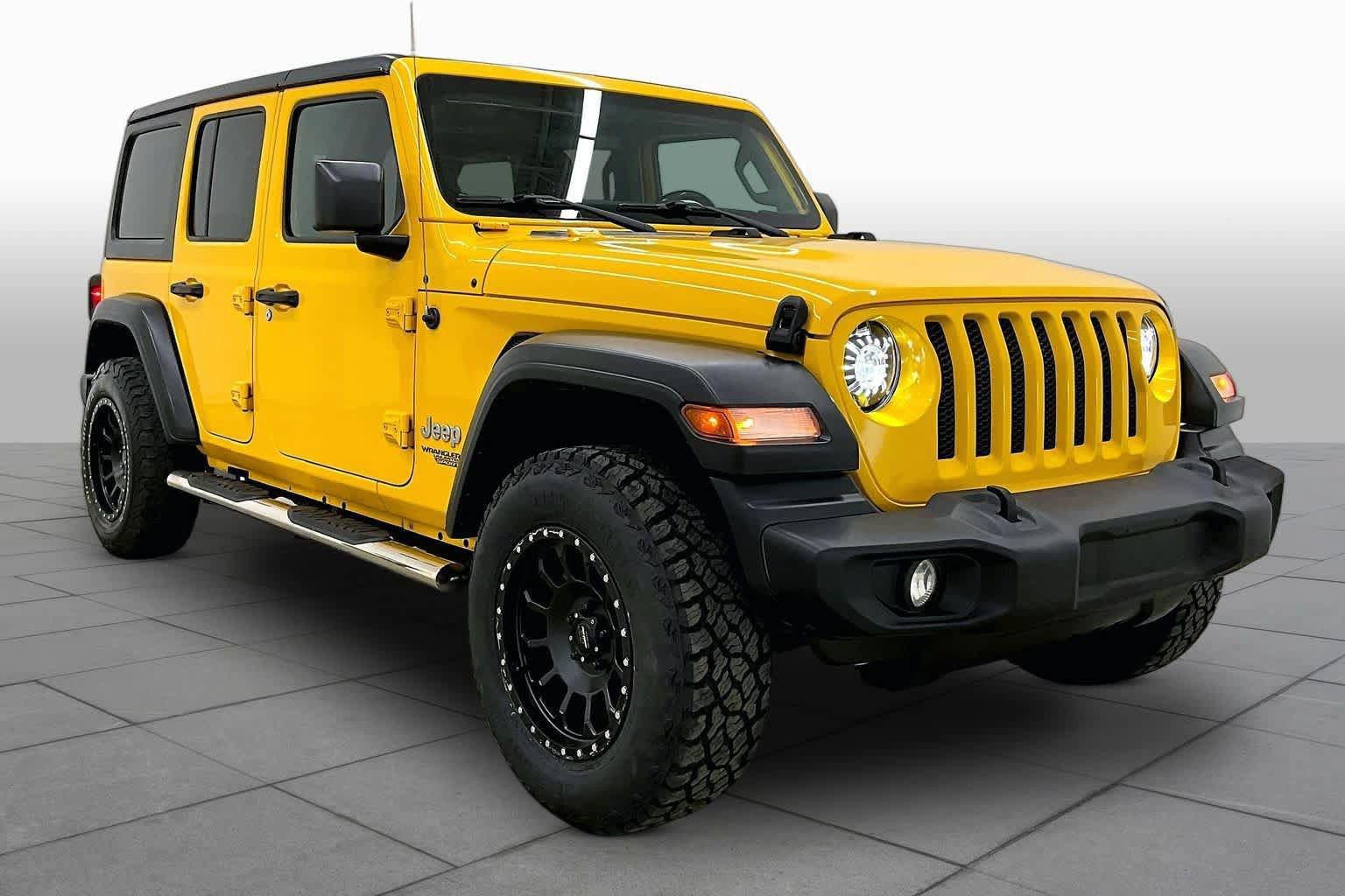 Used 2020 Jeep Wrangler Unlimited Sport S AWD/4WD image 3
