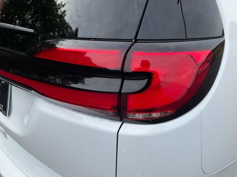 New 2026 Chrysler Pacifica Limited w/ S Appearance Package image 18