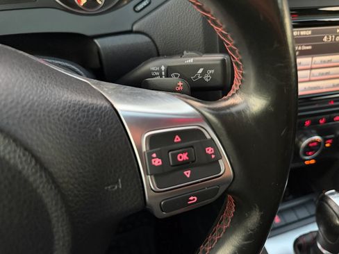 Used 2014 Volkswagen Jetta GLI Autobahn FWD image 27