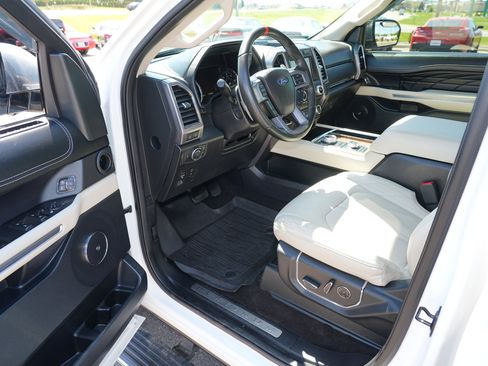 Used 2021 Ford Expedition Max Platinum AWD/4WD image 13