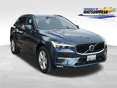 Used 2022 Volvo XC60 B5 Momentum