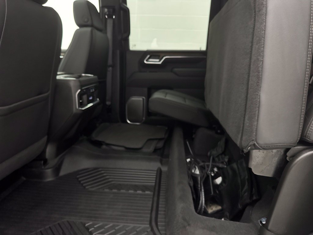 Used 2025 Chevrolet Silverado 3500 High Country w/ High Country Premium Package AWD/4WD image 62