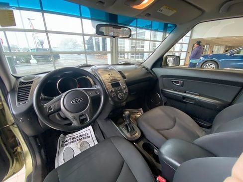 Used 2011 Kia Soul + image 14