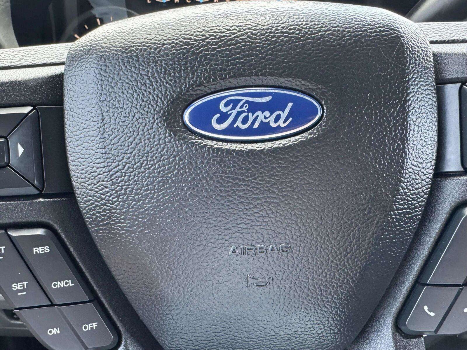 Used 2018 Ford F150 XLT w/ Equipment Group 302A Luxury AWD/4WD image 17