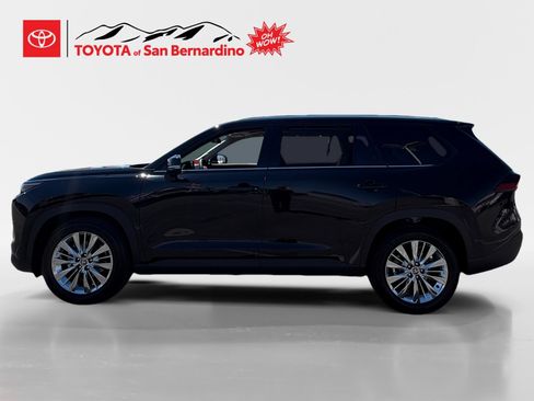 New 2026 Toyota Grand Highlander AWD image 2