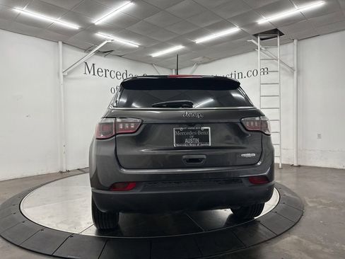 Used 2019 Jeep Compass Latitude w/ Safety & Security Group FWD image 6