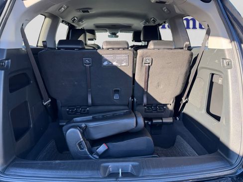 Used 2023 Honda Odyssey EX-L image 4