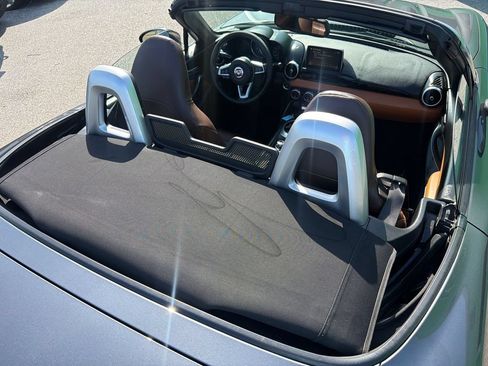 Used 2017 FIAT 124 Spider Lusso RWD image 15