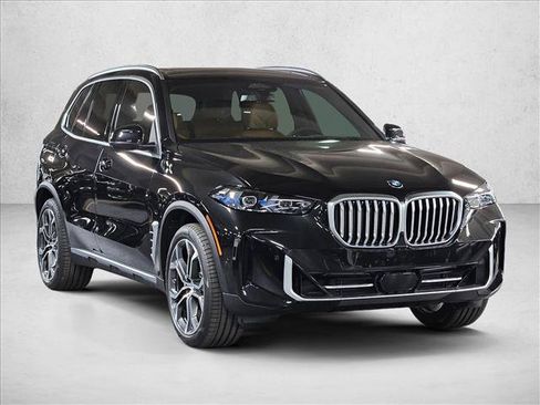 Used 2026 BMW X5 xDrive40i w/ Climate Comfort Package AWD/4WD image 3