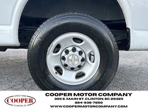 Used 2023 Chevrolet Express 2500 w/ Driver Convenience Package image 26