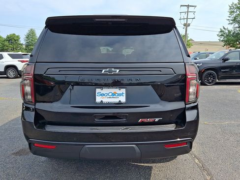 Used 2023 Chevrolet Suburban RST w/ Luxury Package AWD/4WD image 5
