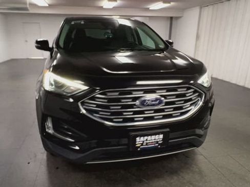 Used 2024 Ford Edge Titanium image 3