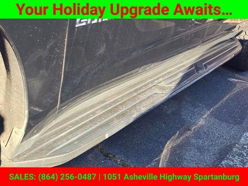 Used 2023 Chevrolet Suburban LS image 30