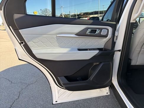 New 2026 Ford Explorer Platinum w/ LUX Leather Package image 15