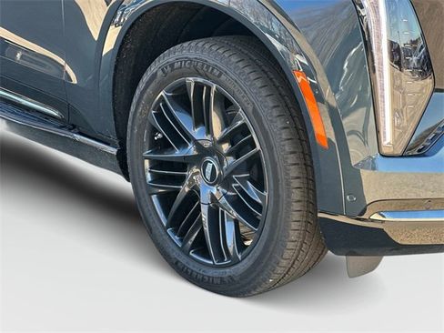 New 2026 Cadillac Escalade IQL Sport 1 w/ LPO, ONYX Package image 17