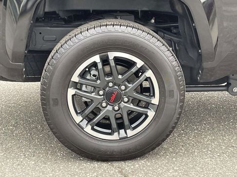 Used 2025 Toyota Tacoma TRD Sport RWD image 7
