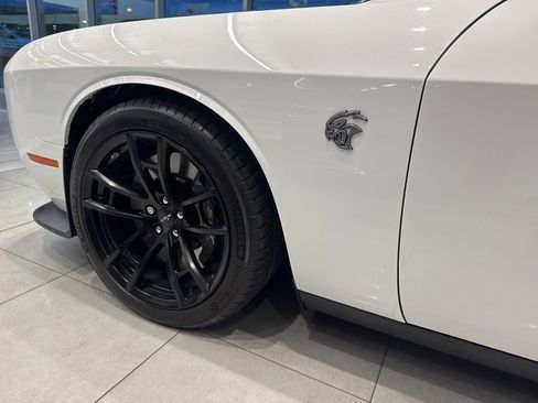 Used 2023 Dodge Challenger SRT Hellcat image 9