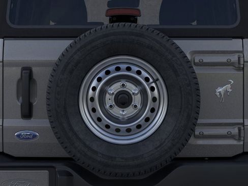 New 2025 Ford Bronco 4-Door image 24