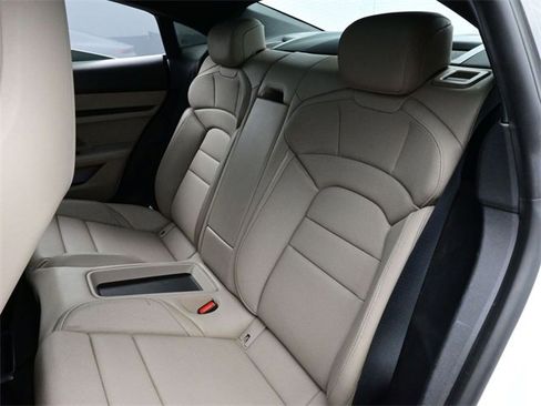 Used 2020 Porsche Taycan 4S image 7
