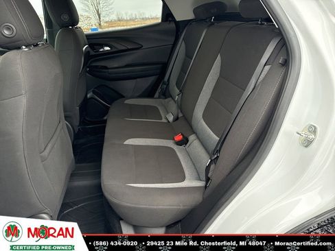 Used 2022 Chevrolet TrailBlazer LT w/ LPO, Blackout Package image 24