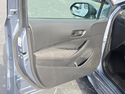 Used 2023 Toyota Corolla LE FWD image 16