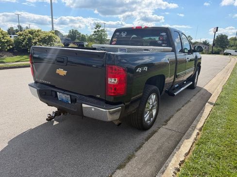 Used 2013 Chevrolet Silverado 1500 LT AWD/4WD image 3