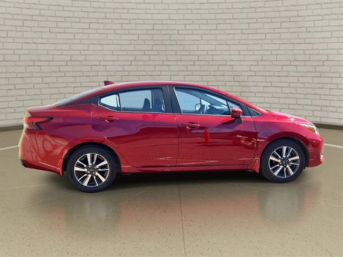 Used 2025 Nissan Versa SV w/ Trunk Package image 4