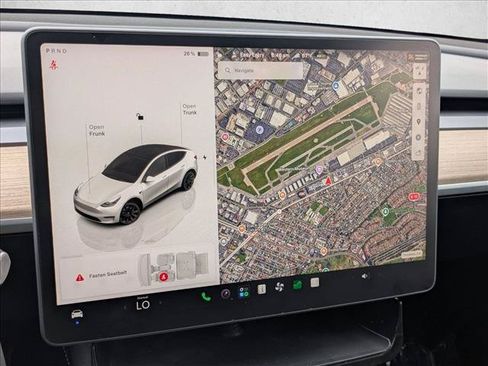 Used 2024 Tesla Model Y Long Range AWD/4WD image 15