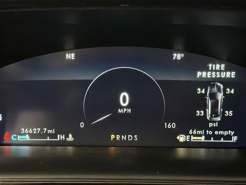 Used 2023 Lincoln Nautilus FWD w/ Premium Package image 23