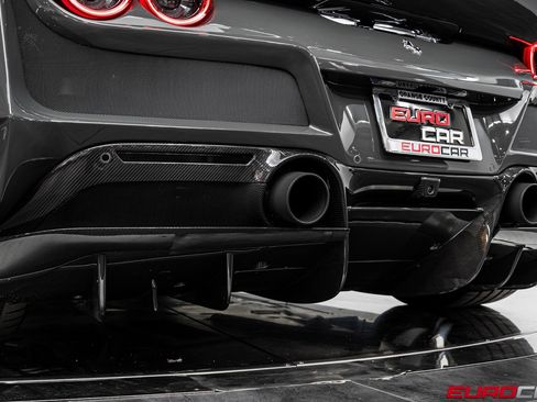 Used 2020 Ferrari F8 Tributo image 28