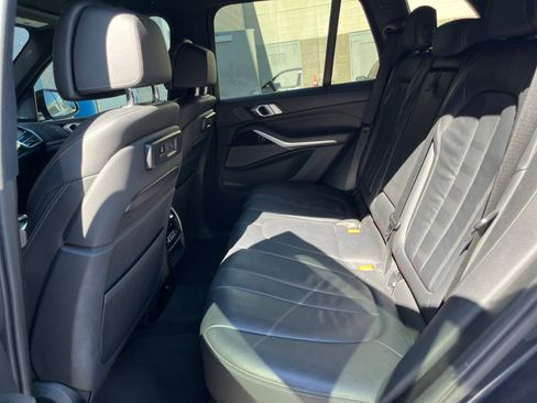 Used 2019 BMW X5 xDrive50i w/ Premium Package 2 AWD/4WD image 25