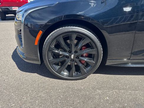 Used 2022 Cadillac CT4 Sport w/ LPO, ONYX Package AWD/4WD image 27