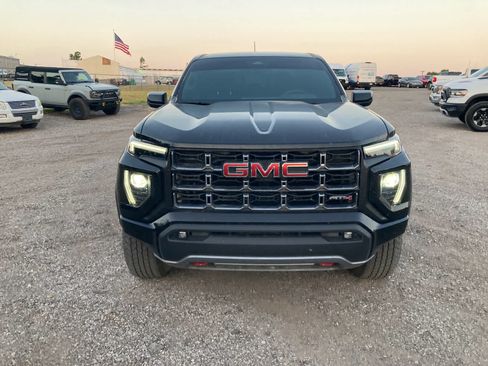 Used 2025 GMC Canyon AT4 AWD/4WD image 10