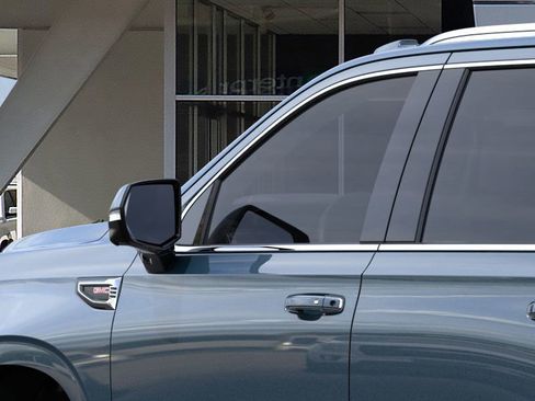 New 2026 GMC Yukon Elevation image 12