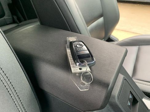 Used 2024 Ford Bronco Black Diamond image 33