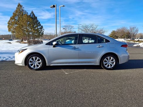 Certified 2025 Toyota Corolla LE image 8