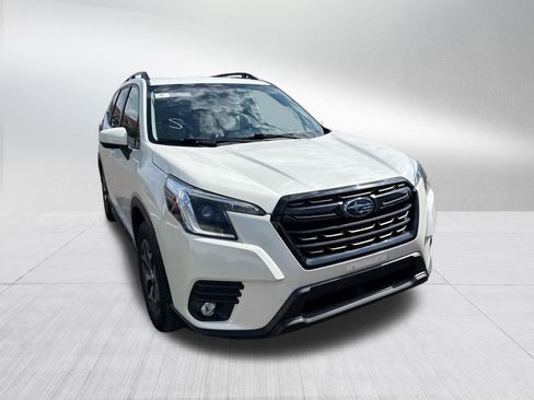Used 2024 Subaru Forester Premium AWD/4WD image 3