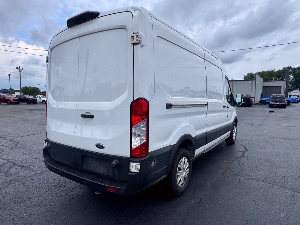 Used 2019 Ford Transit 250 148 Medium Roof RWD image 3