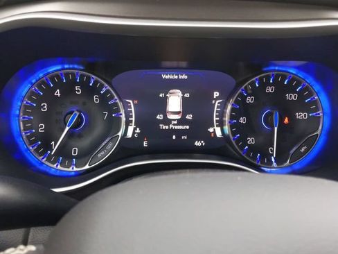 Used 2020 Chrysler Pacifica Touring-L Plus w/ Advanced Safetytec Group image 26